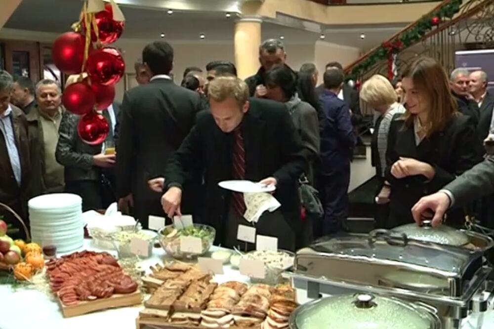 Ambasada Poljske, božićni prijem, Foto: Screenshot (YouTube)