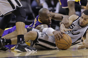 Mirotiću falio skok za dabl-dabl u pobjedi Čikaga protiv Portlanda