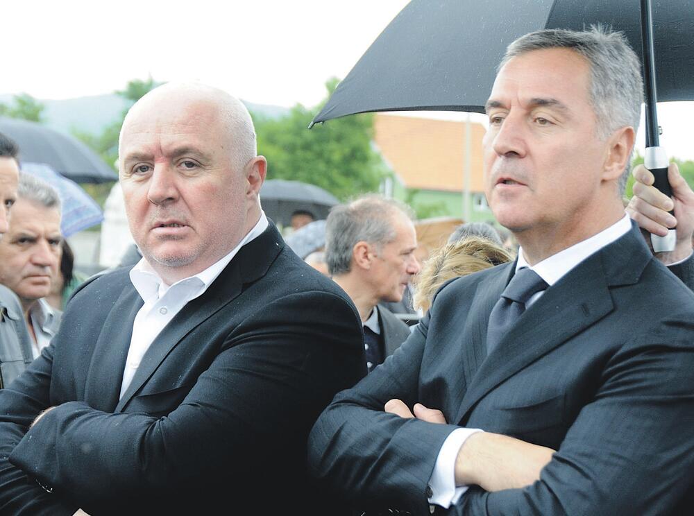 Aco Đukanović, Milo Đukanović