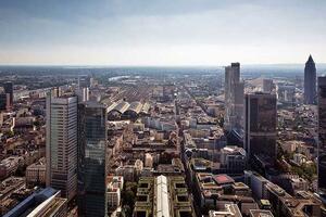 MA nudi povratnu kartu do Frankfurta 165 eura