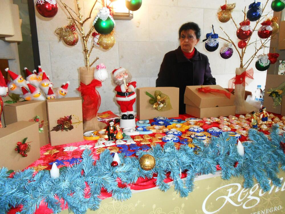 Božićni bazar Tivat
