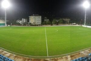 Stadion u Petrovcu dobio reflektore