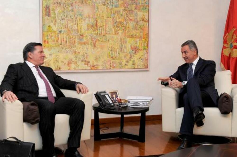 Hartmut Retzlaf, Milo Đukanović, Foto: Vlada Crne Gore
