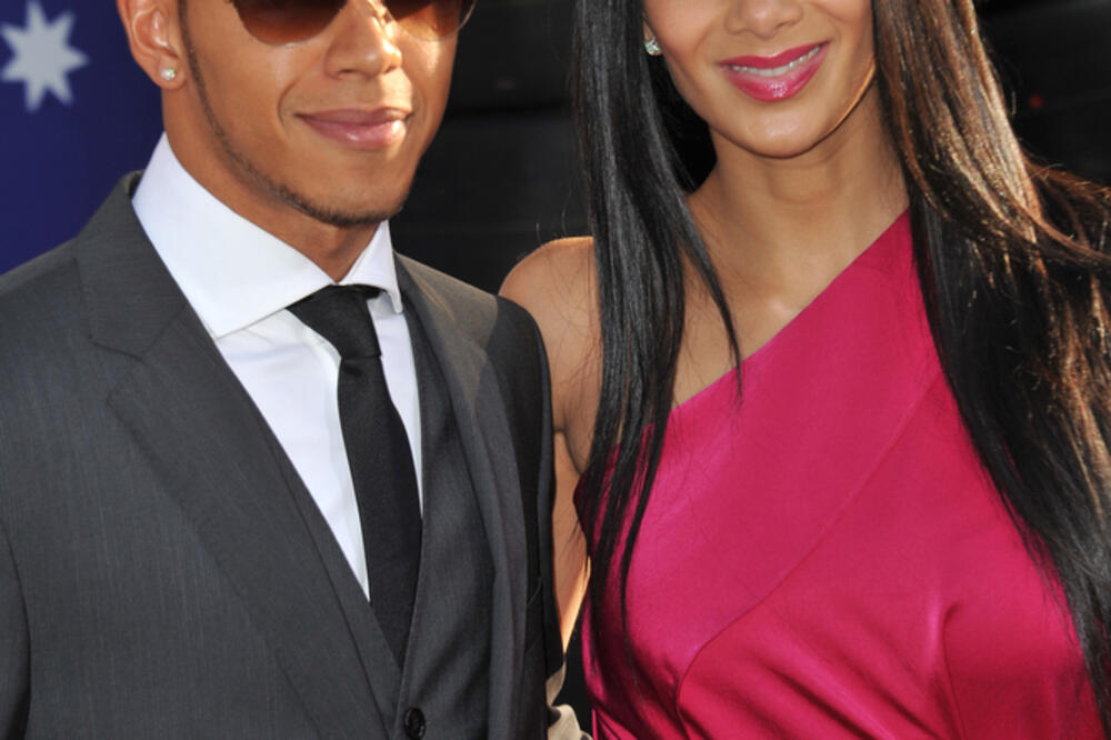 Luis Hamilton, Nikol Šerzinger, Foto: Shutterstock