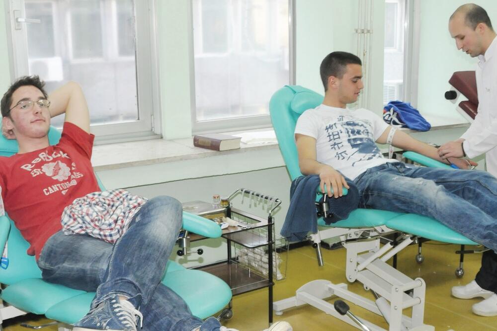 Davanje krvi, Foto: Vesko Belojević