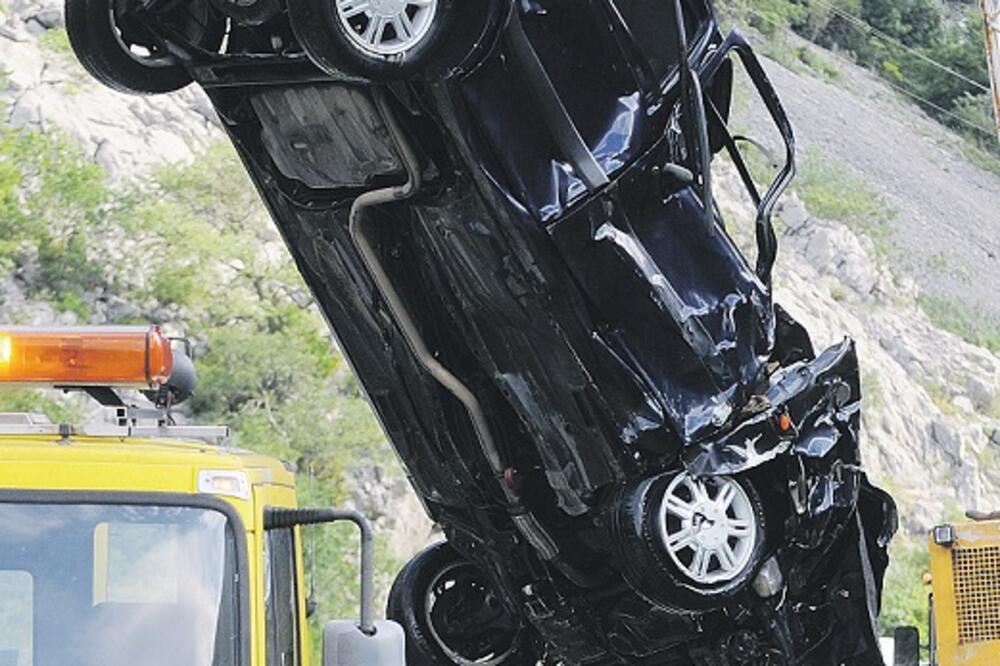 udes, djevojke, Platije, Foto: Savo Prelević