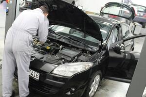 Reno Megan III: Ne čuje groma ni nakon 200.000 km