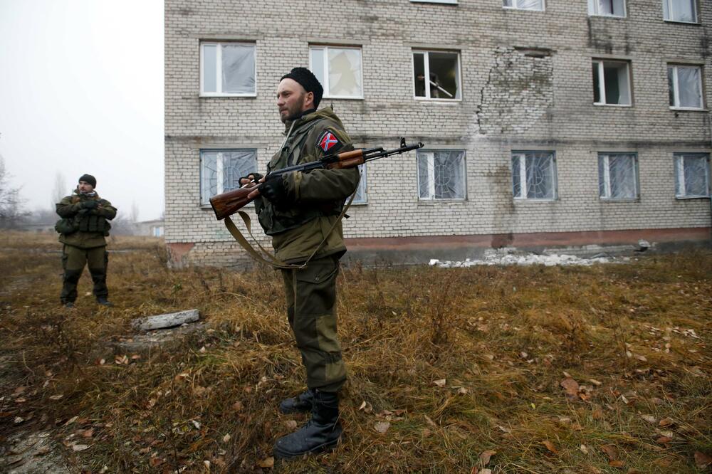 Proruski vojnik, Lugansk, Foto: Reuters