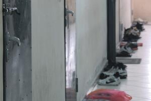 Spuški zatvorenici u mraku