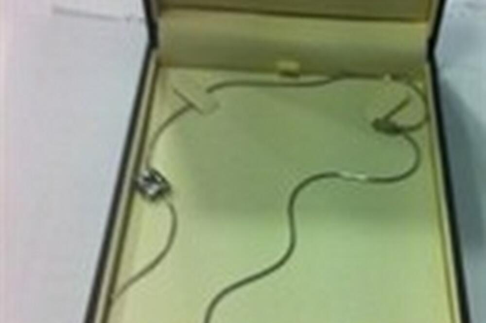 nakit aerodrom, Foto: Upravacarina.gov.me