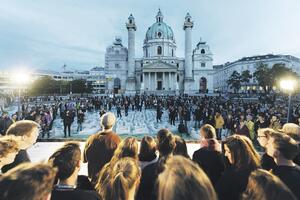 "Hypotopia", protest studenata u Beču