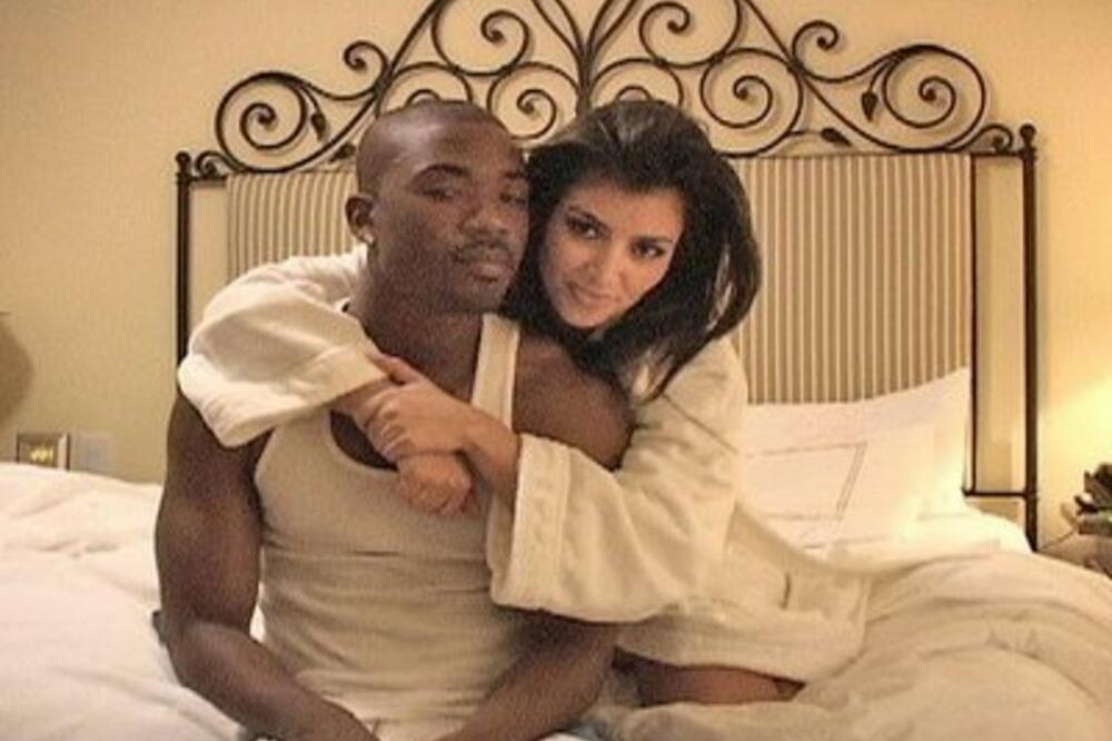 Теңіз жағасындағы порно видео Өте үлкен сиқыр