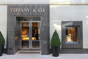 Japan otkinuo kolač Tifaniju