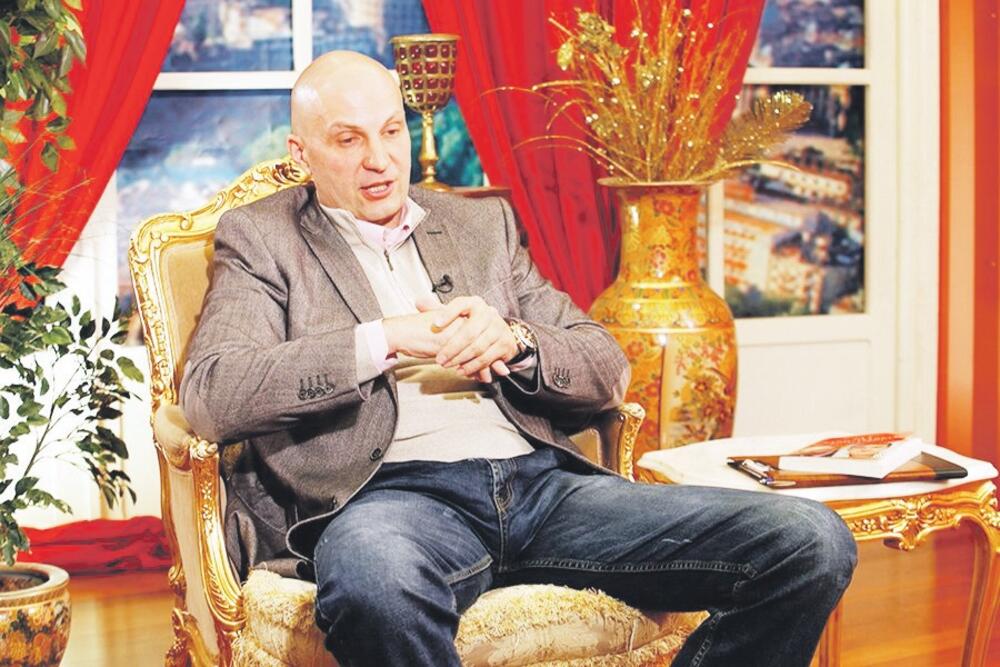 Nebojša Jestrović (Novina)