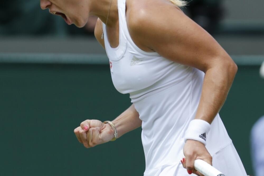 Eženi Bušar, Foto: Beta/AP