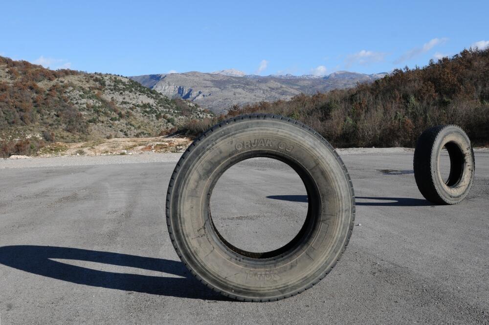 autoput, Foto: Savo Prelević