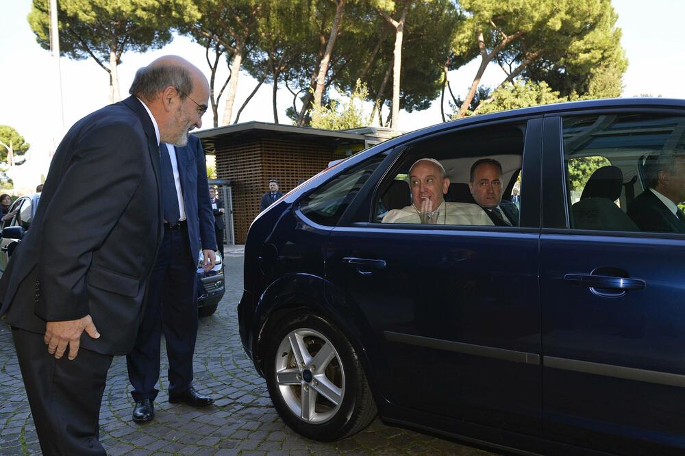 Papa Franjo, Foto: Reuters