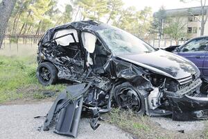Nesreća na Zlatici: Oba vozača prošla kroz zeleno, ali je BMW imao...
