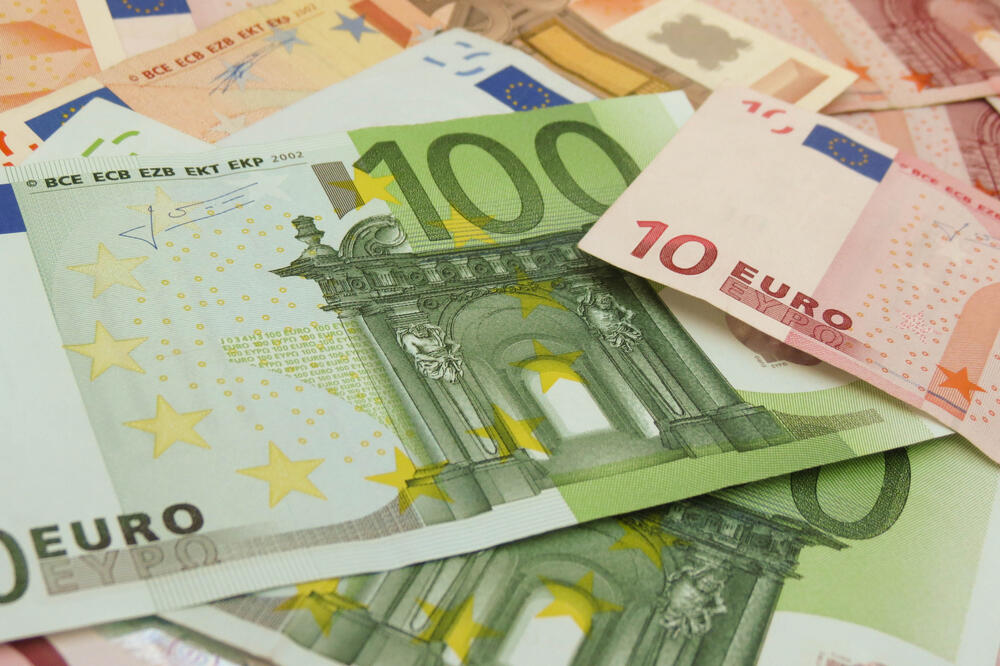 novac, euro, Foto: Shutterstock