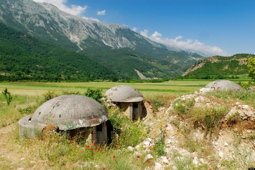 bunkeri, Albanija, Foto: Huffingtonpost.co.uk