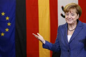Merkel: Velika Britanija mora da ostane u EU