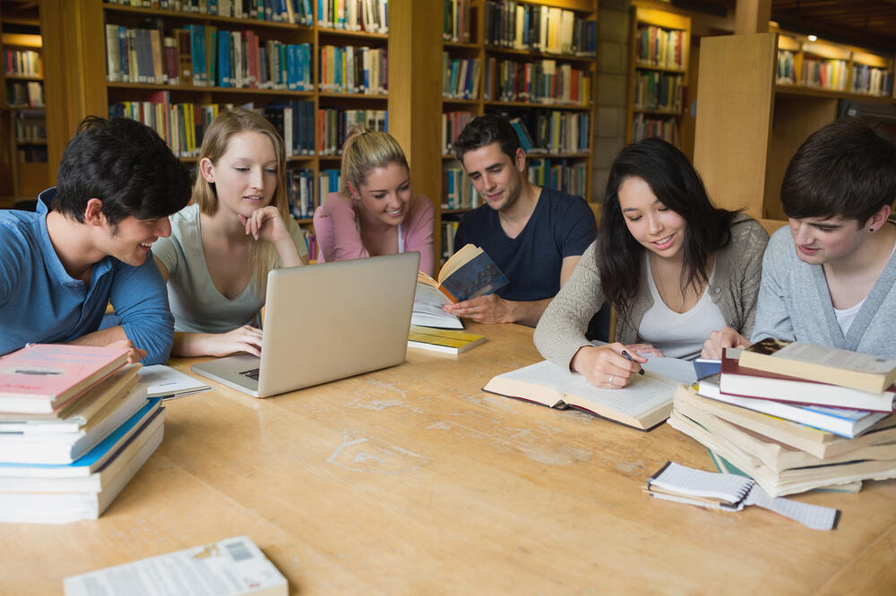 studenti, Foto: Shutterstock