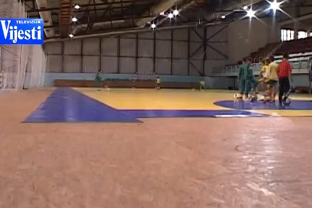 bazen, Nikšić, Foto: Screenshot (YouTube)