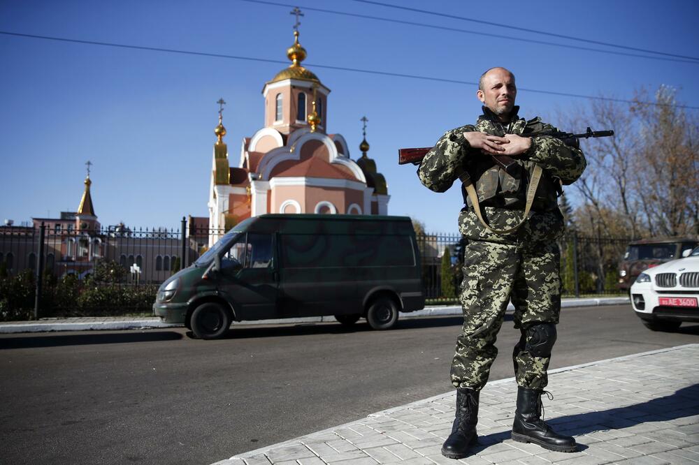 Proruski pobunjenik, Foto: Reuters