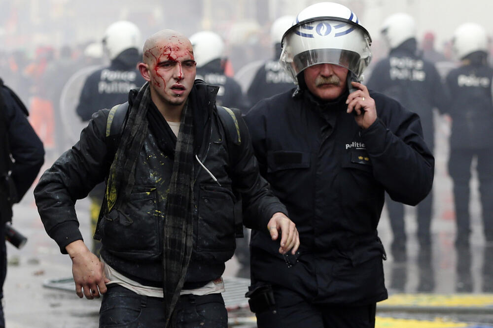 Briesl, protest, Foto: Reuters