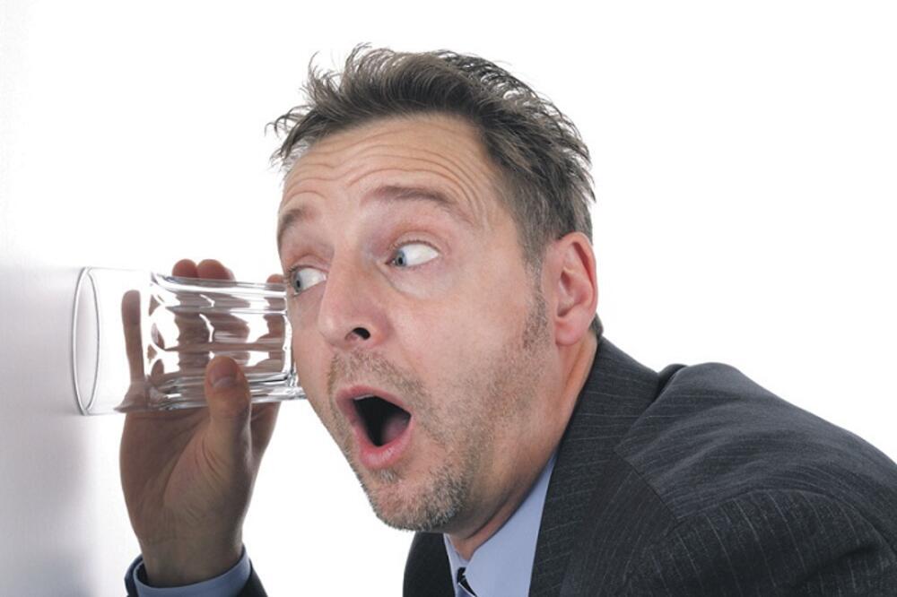 prisluškivanje, Foto: Shutterstock