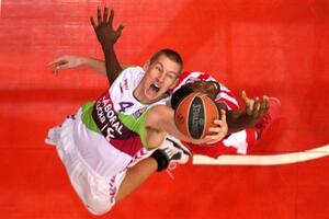 Kolton Ajverson presudio Galatasaraju