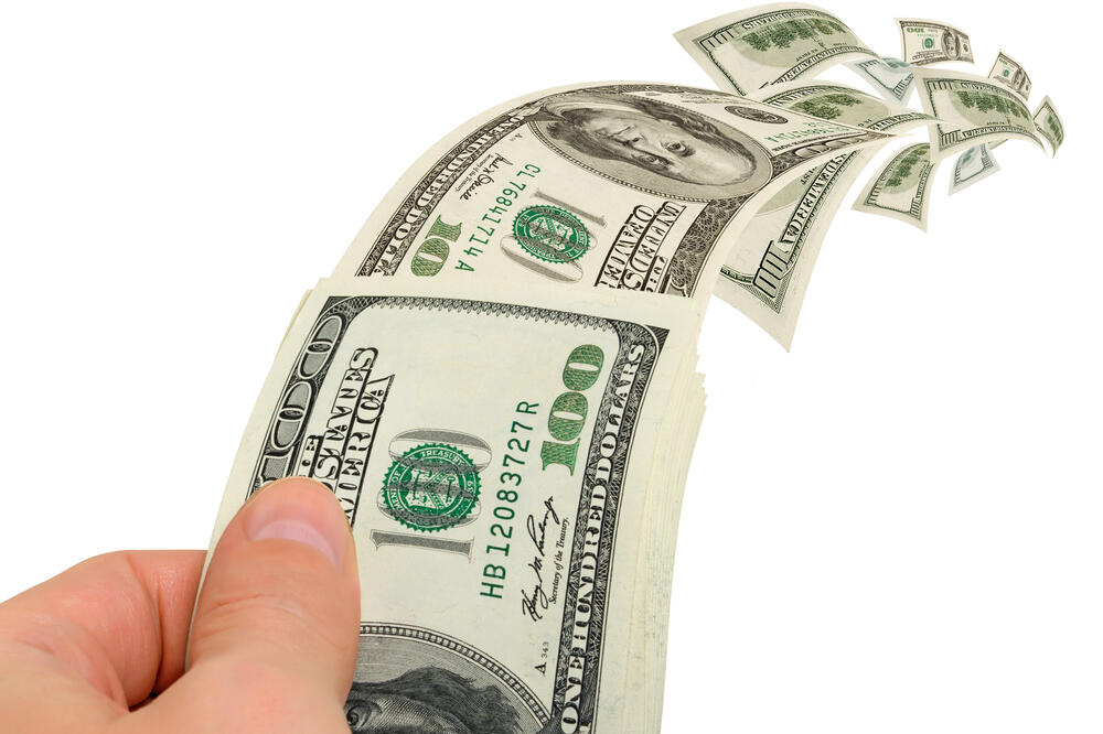 dolar, Foto: Shutterstock.com