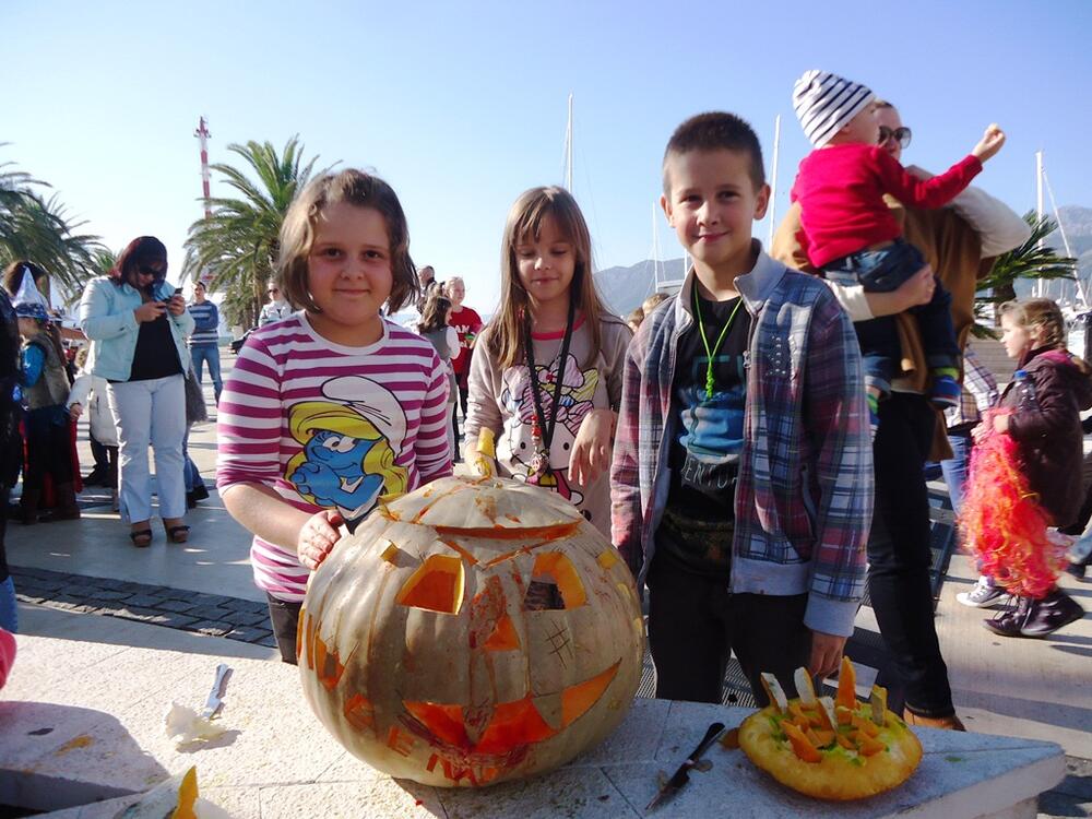 Noć vještica Tivat