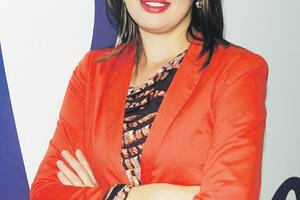 Petkom u 8: O Paradi ponosa Džomić, Kalezić...