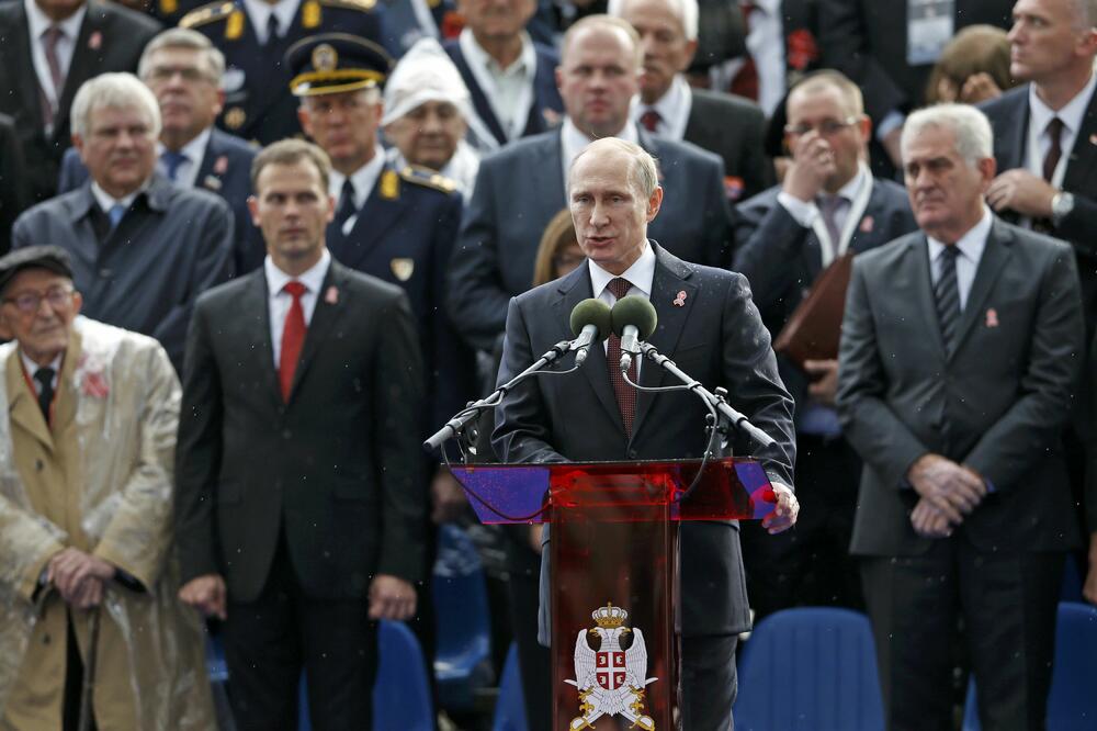 Vladimir Putin, vojna parada Beograd, Foto: Reuters