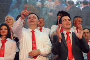 Nikšić i Herceg Novi za Bečića