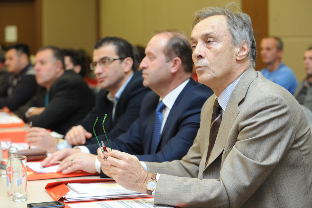Miodrag Lekić, MANS konferencija, Foto: Savo Prelević