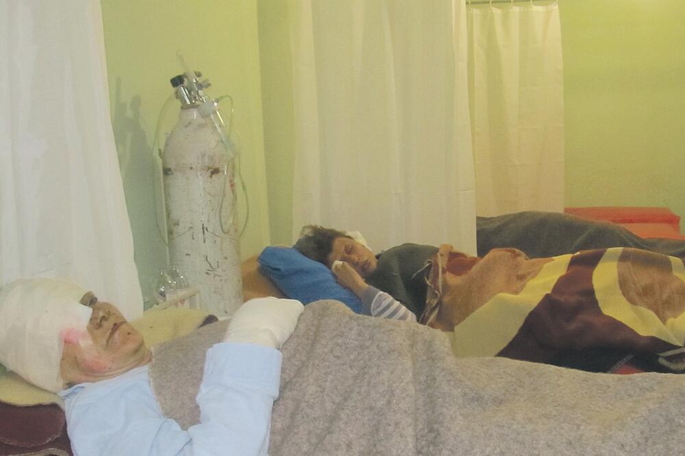 Povrijeđeni radnici Tare, Foto: Jadranka Ćetković