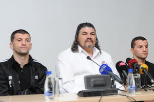 Dejan i Nikola za kraj spektakla