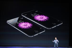 Dobit Apple-a porasla zahvaljujući prodaji iPhonea