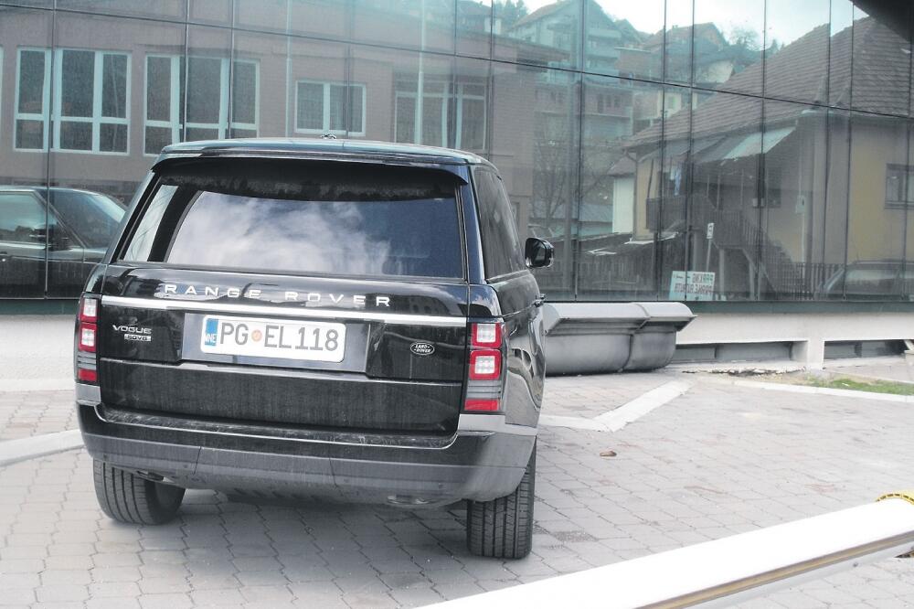 Safet Kalić, Amina Kalić, džip, Foto: Vijesti