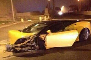 Nada Lacija uništila “lamborgini”