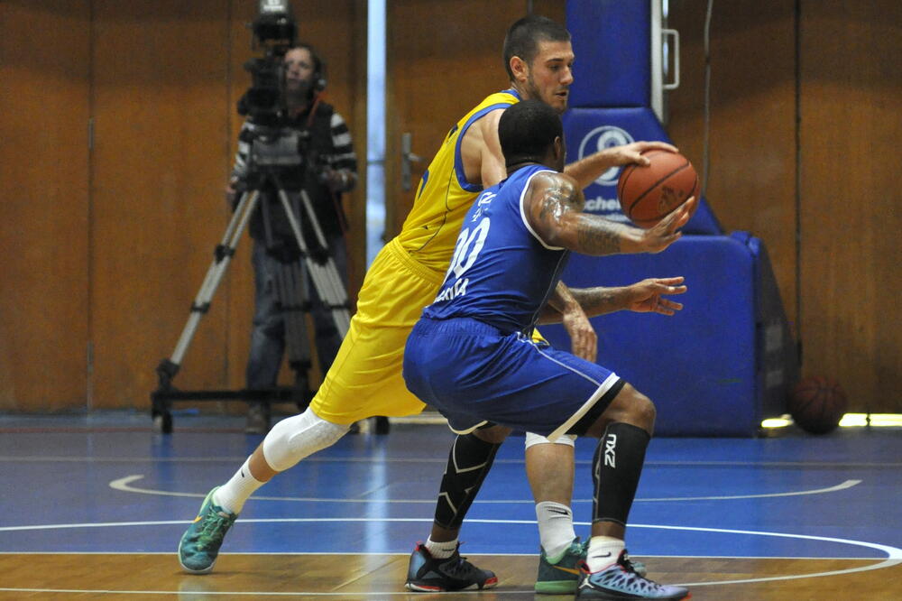 Omar Kuk, Foto: Abaliga.com