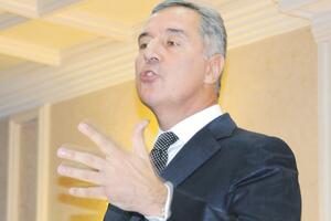 Đukanović partijskim kolegama: Imamo li entuzijazma da nastavimo...