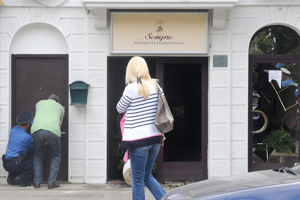 ambasada Albanije kamenovanje, Foto: Vesko Belojević