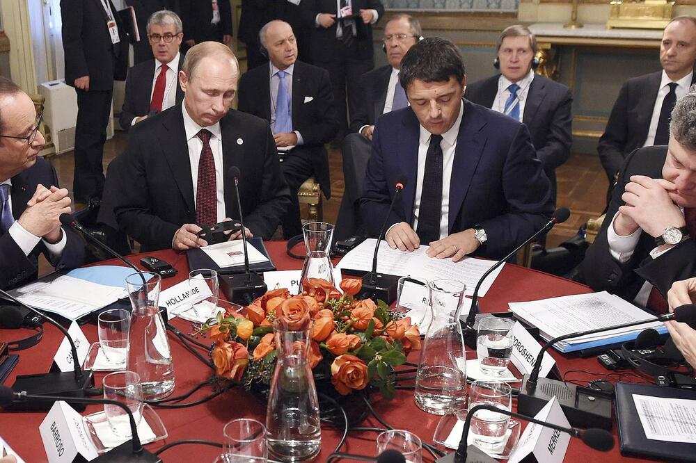 Fransoa Oland, Vladimir Putin, Mateo Renci, Petro Porošenko i Angela Merkel, Foto: Reuters