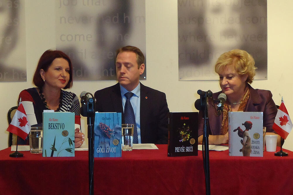 književno veče, Alis Manro, Foto: Radomi Petrić, Radomi Petrić