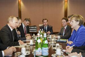 Putin i Merkel bez saglasja o Ukrajini