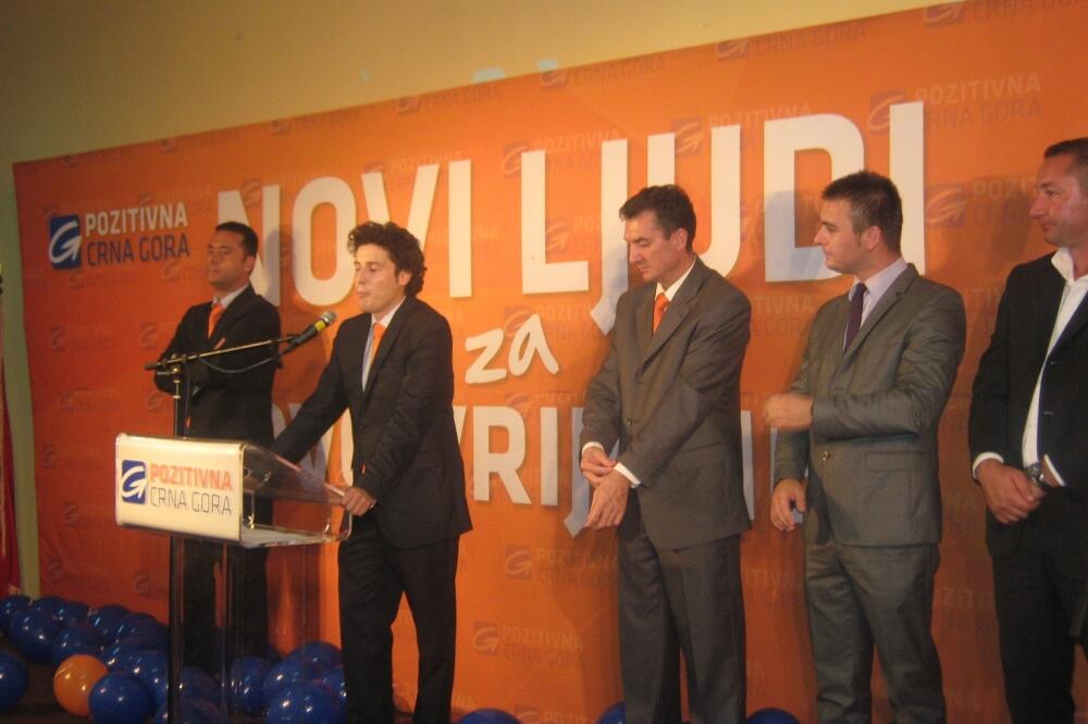 Pozitivna Crna Gora, tribina, Ulcinj, Foto: Samir Adrović