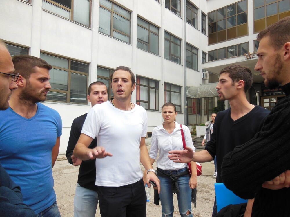 Filozofski fakultet svađa